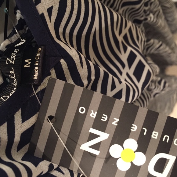 Double Zero Blue & White Print Dress Medium Size - Picture 6 of 6